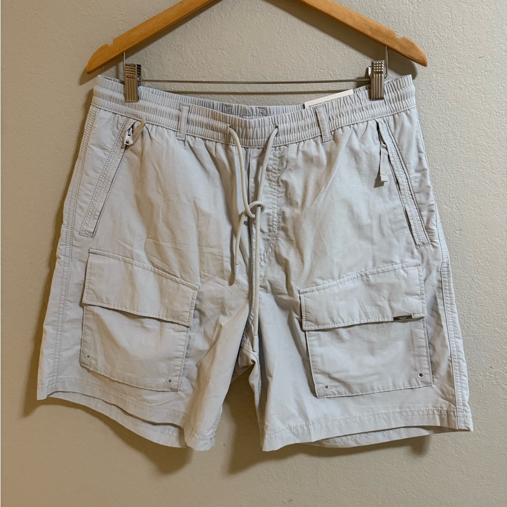 H&M Men’s Relaxed Fit Cargo Shorts Light Beige Size M NWT